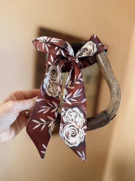 Rustic Wild Roses Twilly
