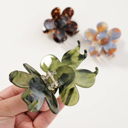 Western Flower Claw Clip